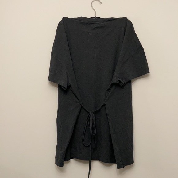 Lululemon - Picture 2 of 6